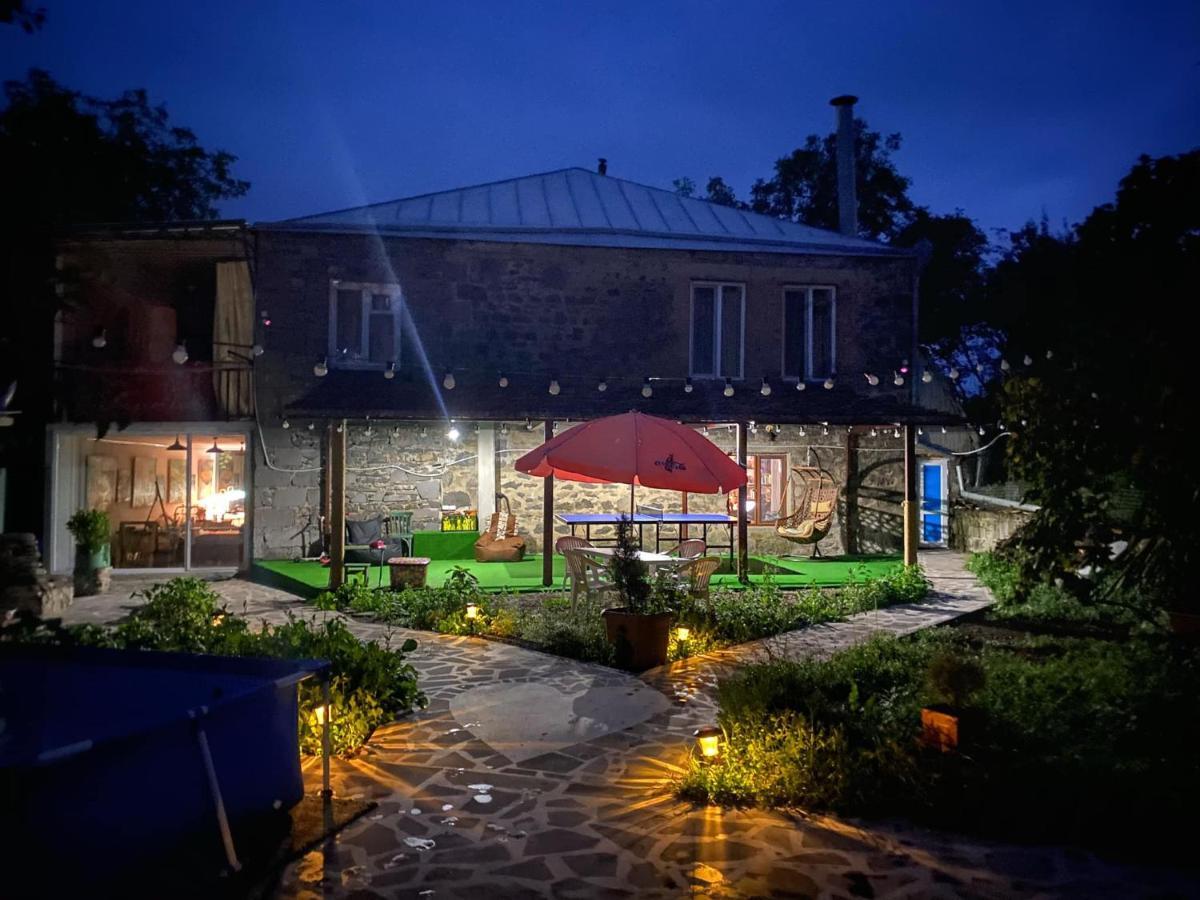 Artist'S House Hotel Tetritskaro Kültér fotó