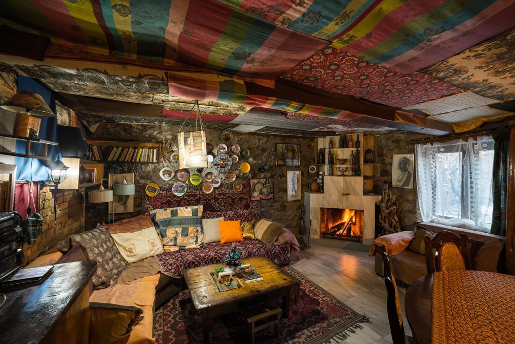 Artist'S House Hotel Tetritskaro Kültér fotó